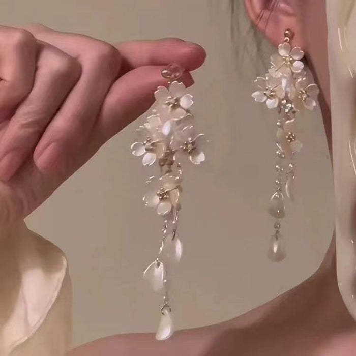 Wholesale Butterfly tassel earrings with sweet flowers, long earrings with exquisite temperament, and delicate earrings