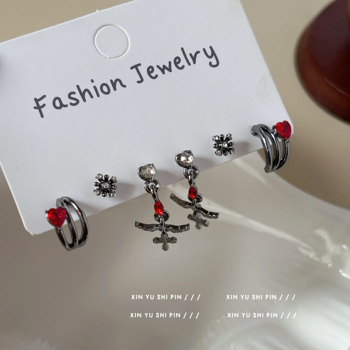 Wholesale Ear studs are sweet, cool, personalized, niche, light luxury, high-end, and high-end. New earrings are available