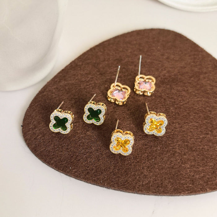 Wholesale Copper Inlaid Zircon Four-leaf Clover Ear Clip JDC-ES-HanJie002