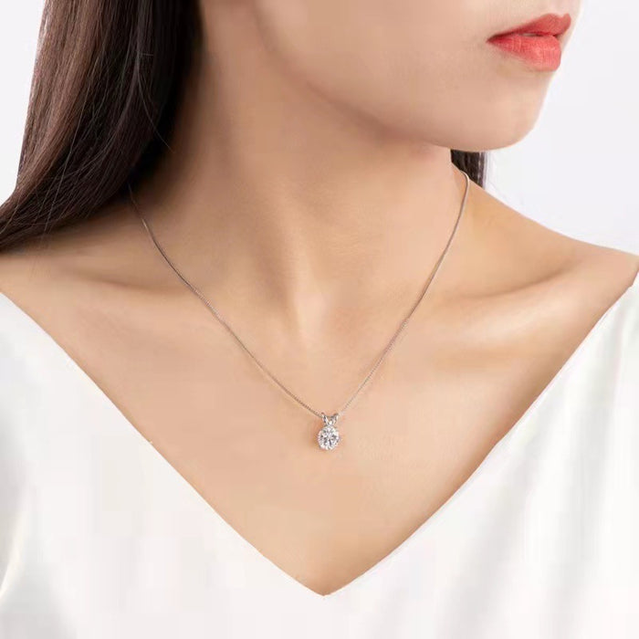 Wholesale Necklace with high-end feel, single diamond pendant, collarbone chain, silver jewelry