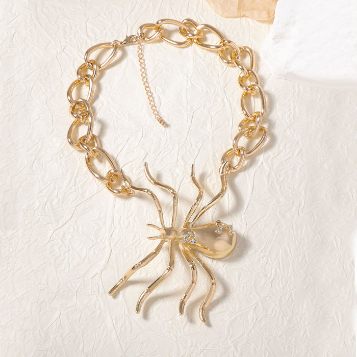 Wholesale alloy spider pendant chain necklace versatile simple fashion