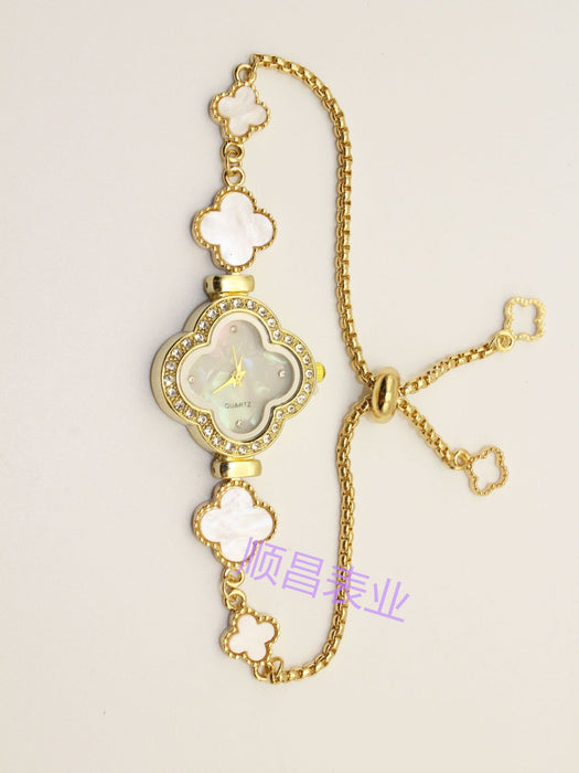 Wholesale Freely adjustable pearlescent dial quartz watch