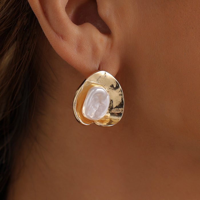 Wholesale vintage metal inlaid pearl stud earrings