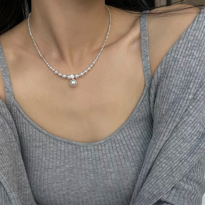 Wholesale Light luxury style pearl necklace, personalized, fashionable, versatile, elegant, simple, high-end, collarbone chain