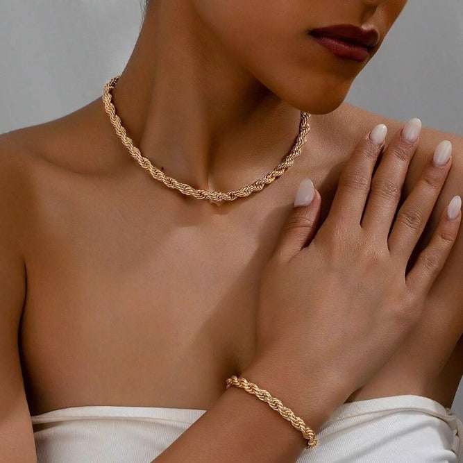 Wholesale Golden Blade Chain Snake Bone Flat Snake Chain Necklace Bracelet Jewelry suit