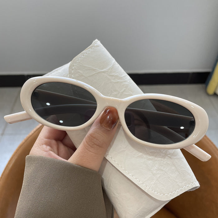 Wholesale Retro oval sunglasses, sunglasses with UV protection and strong light