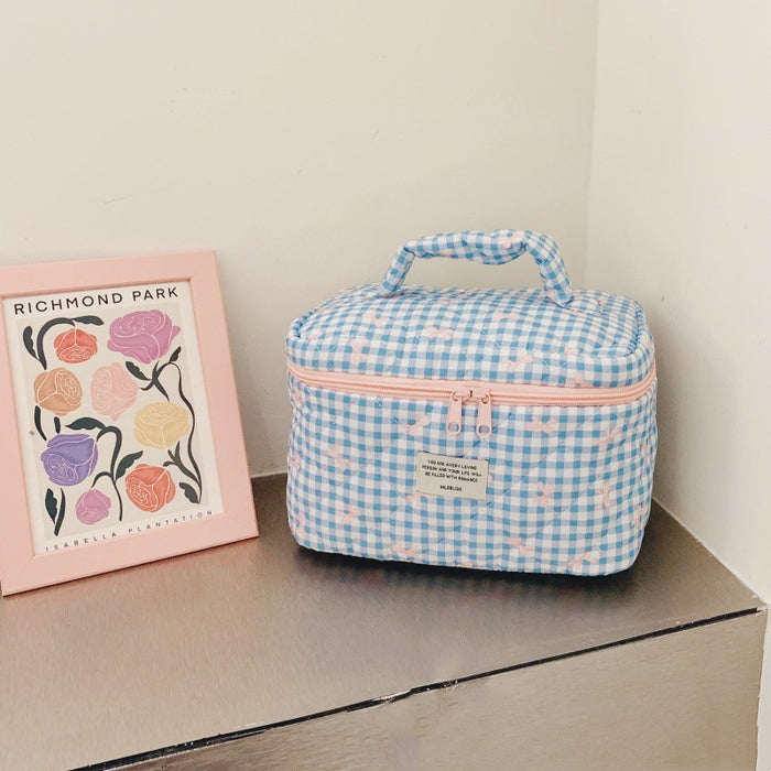 Wholesale plaid cosmetic bag large capacity high-end sense cute portable high-value storage bag