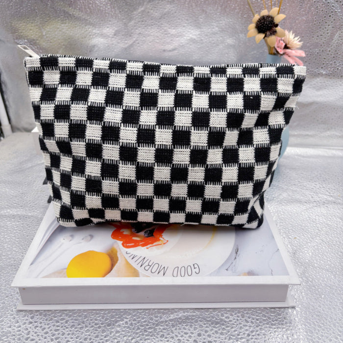 Wholesale Knitted Checkerboard Large-Capacity Knitted Cosmetic bag