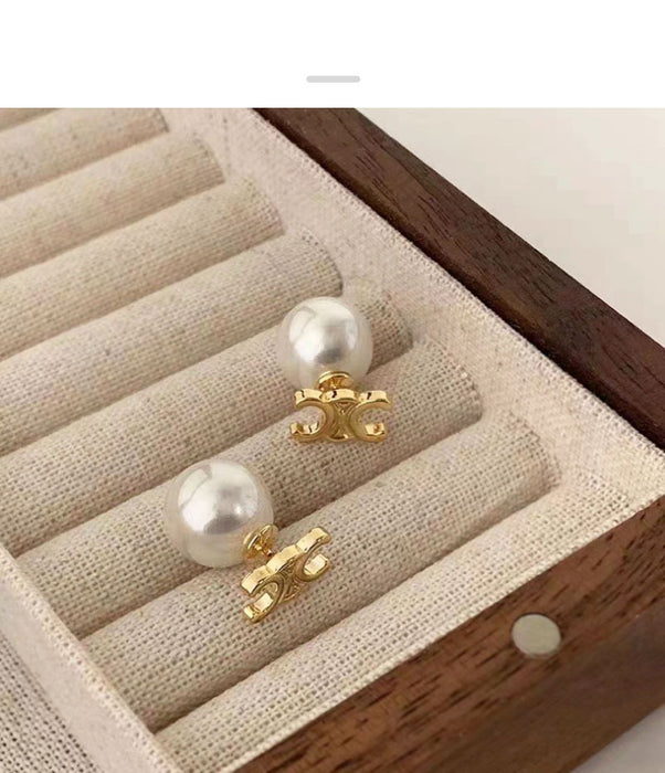 Wholesale Letter Pearl One-piece Alloy Stud Earrings JDC-ES-YuHang004