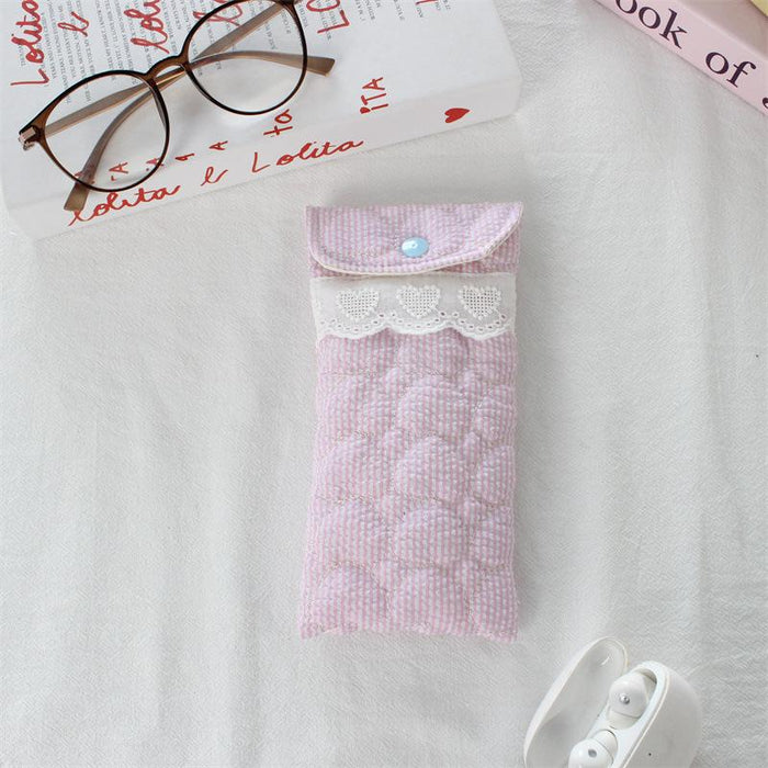 Wholesale Quilted Heart Pattern Glasses Pouch Soft Light Blue Polyester Eyeglass Case With Flap Travel Storage Bag For Sunglasses