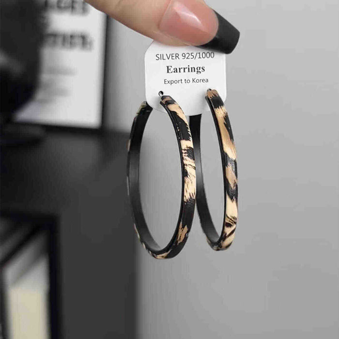 Wholesale Original design, personality, big circle earrings, new style, light luxury, simple, exaggerated, atmospheric earrings, earrings