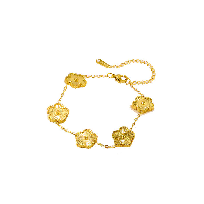 Wholesale Five flower four leaf clover bracelet, personalized, simple, niche, light luxury titanium steel jewelry