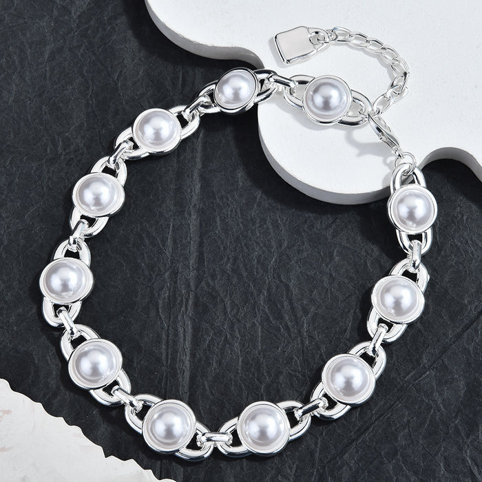 Wholesale Fashion Pearl Metal Pendant Necklace For Women Geometric Gold Chain Collarbone Jewelry Accessory