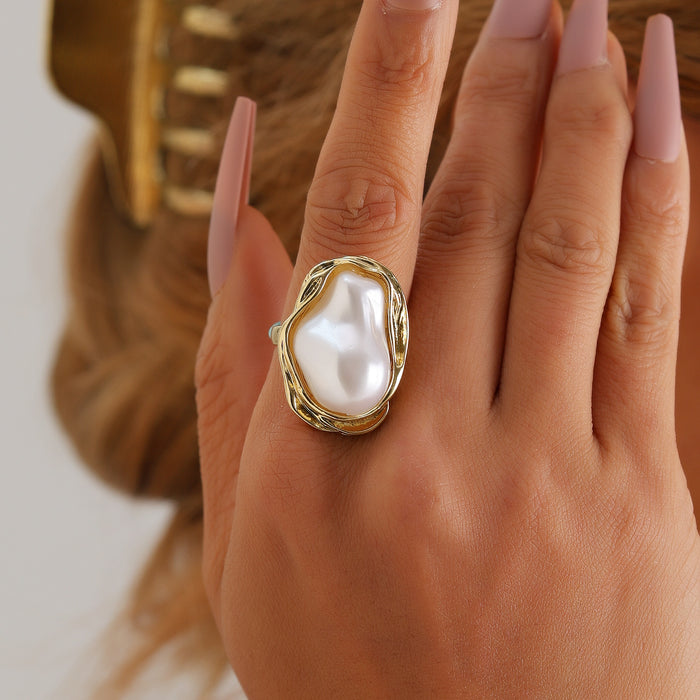 Wholesale Vintage Alien Imitation Pearl Ring