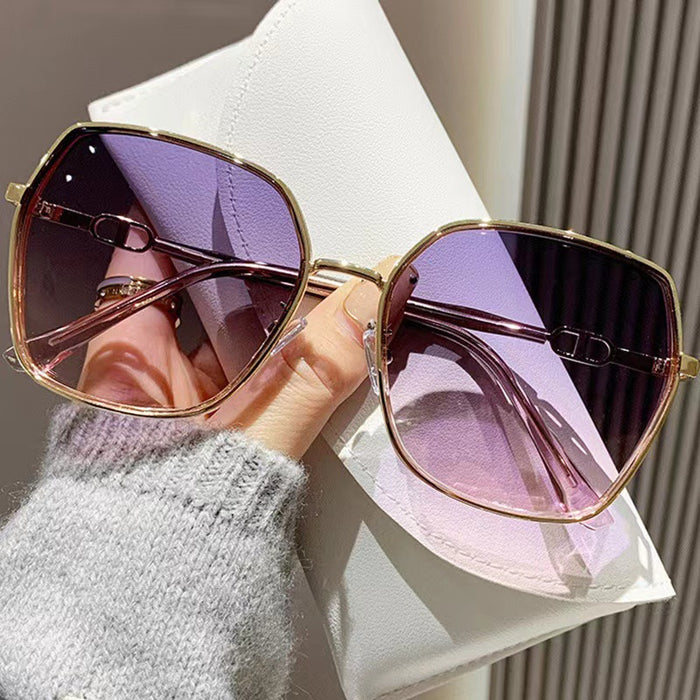 Wholesale Sunglasses for Women Small Metal Frame Glasses for Men, Special for Driving, Anti-Violet and Sun Protection, High Quality