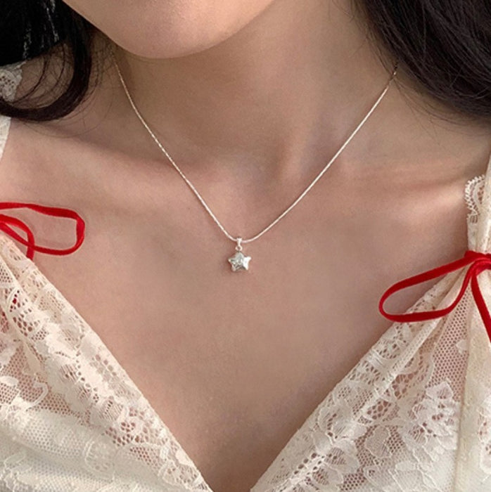 Wholesale  S925 Sterling Silver Butterfly Necklace Gift Female Niche Personalized Pendant