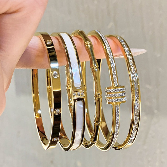 Wholesale Gold Bangle Set With Clover Rhinestone Design Chic Jewelry Accessory