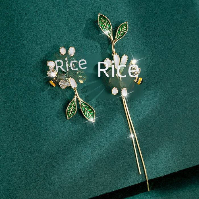 Wholesale Design sense flower asymmetrical long tassel earrings