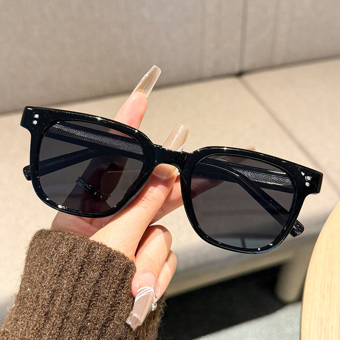 Wholesale Advanced sunglasses for driving, UV resistant and strong light sunglasses can be matched with myopia degree