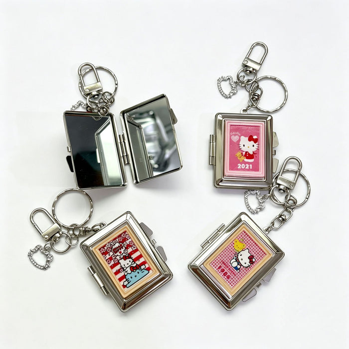 Wholesale Cartoon Cosmetic Mirror Keychain Double-Sided with Chain Zinc Alloy Bag Charm