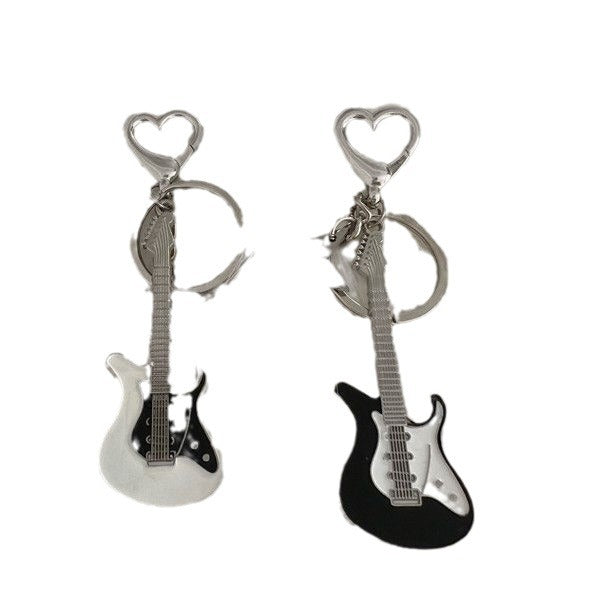 Wholesale Spice Girls Electric Guitar Star Pendant Beth Keychain Retro Pendant Pendant