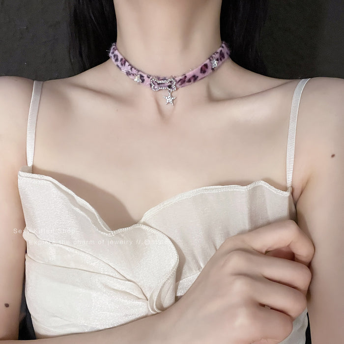 Wholesale Purple plush five-pointed star collar