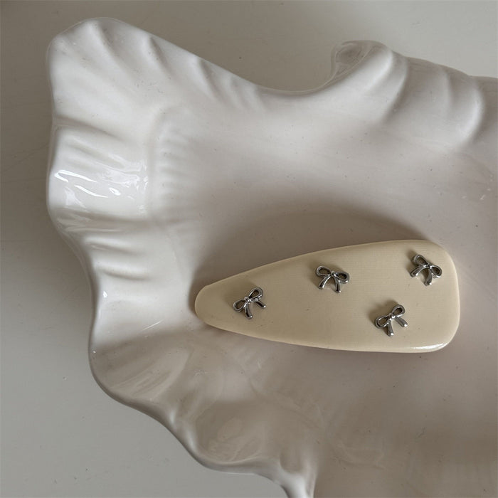 Wholesale Sweet Color Girl silver Small Bow Leather Hair Clips