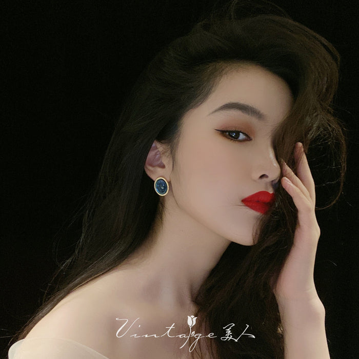 Wholesale vintage Palace style gentle elegant oval sapphire antique stud earrings