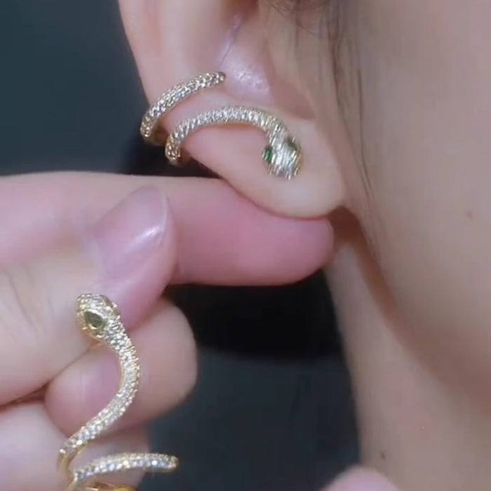 Wholesale Personalized design with micro inlaid snake earrings, fashionable and stylish one-piece ear bone clip earrings