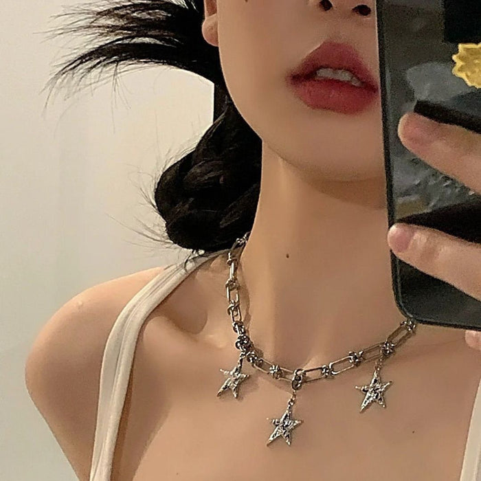 Wholesale Necklace hot girl style personalized clavicle chain high-end snake necklace
