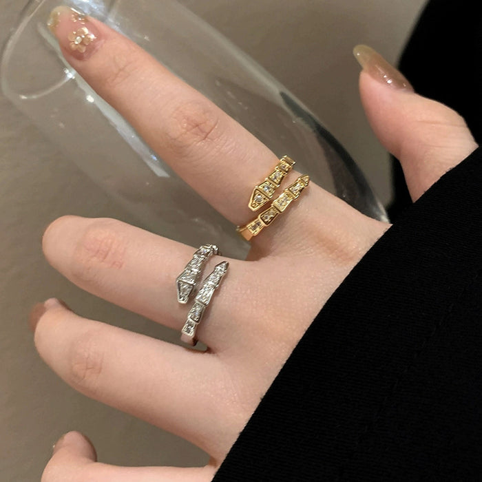 Wholesale Flash Diamond Spirit Snake-Shaped Ring