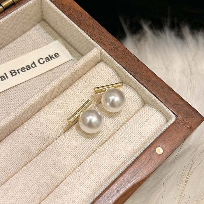 Wholesale Pearl and Cat' s Eye Stud Earrings