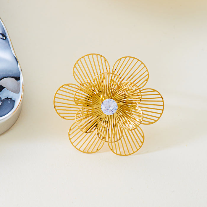 Wholesale Flower Retro Antique Stainless Steel Hollow Ring Personality New Ring