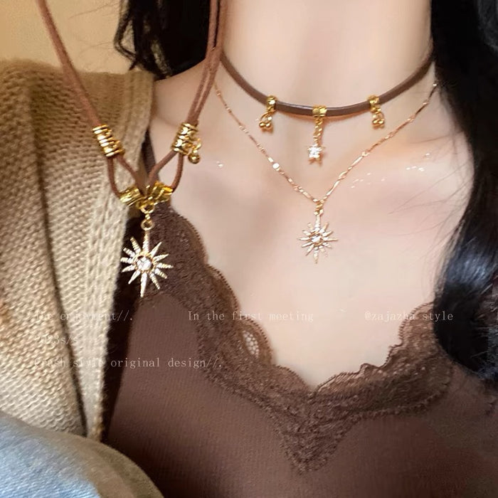Wholesale Necklace with high-end feel, light luxury, retro collarbone chain accessories