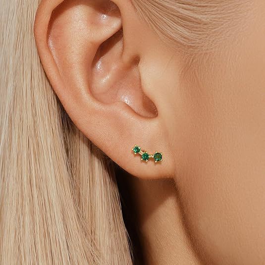 Wholesale Round zircon earrings with silver needles, hypoallergenic, simple and fashionable ear accessories