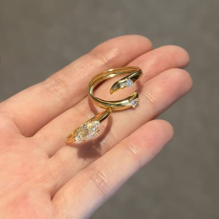 Wholesale Personalized and unique wide diamond ring, fashionable ring, new niche design, high-end layering ring