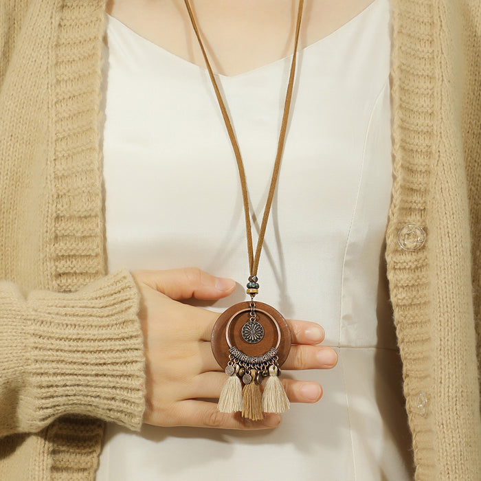 Wholesale Retro Bohemian Tassel Pendant Necklace Zinc Alloy Electroplated Geometric Pendant MOQ≥2