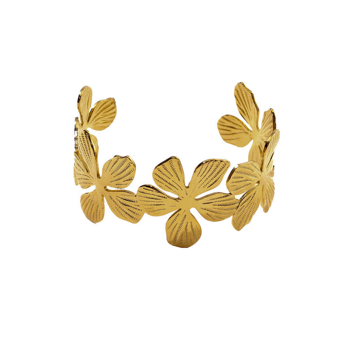 Wholesale Fashionable and personalized gold stainless steel flower bracelet, high-end petal opening bracelet wholesale