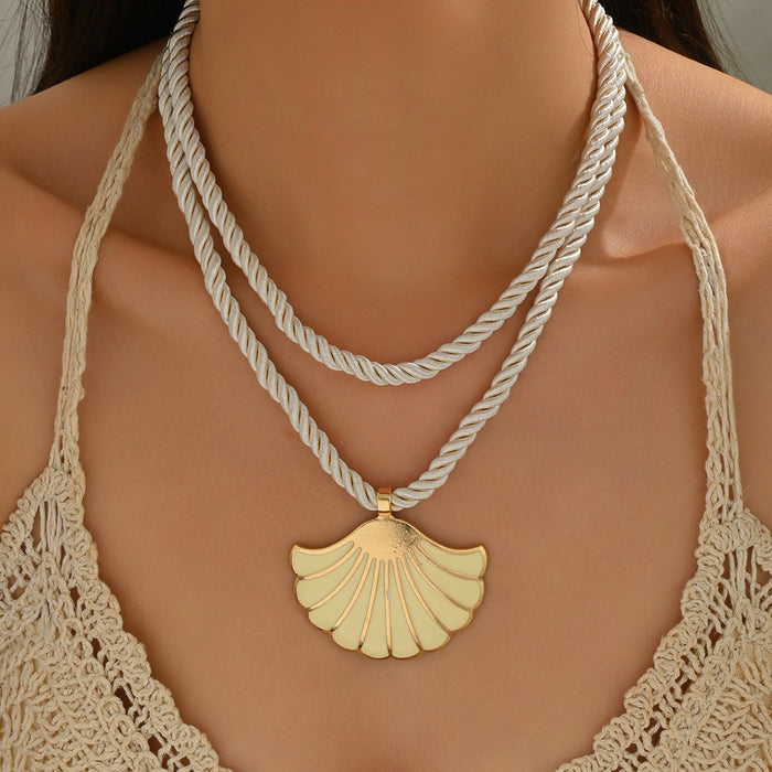 Wholesale Fashionable oil drop shell pendant necklace, beach niche design, scallop multi-layer woven rope accessory