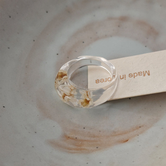 Wholesale Transparent daisy resin ring, niche design, simple temperament, versatile flower index finger ring ring