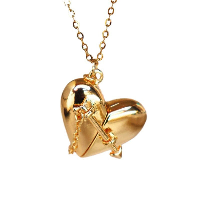 Wholesale Openable heart-shaped locket necklace