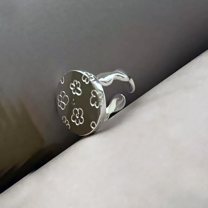 Wholesale Wide-faced round disc with small flower print ring