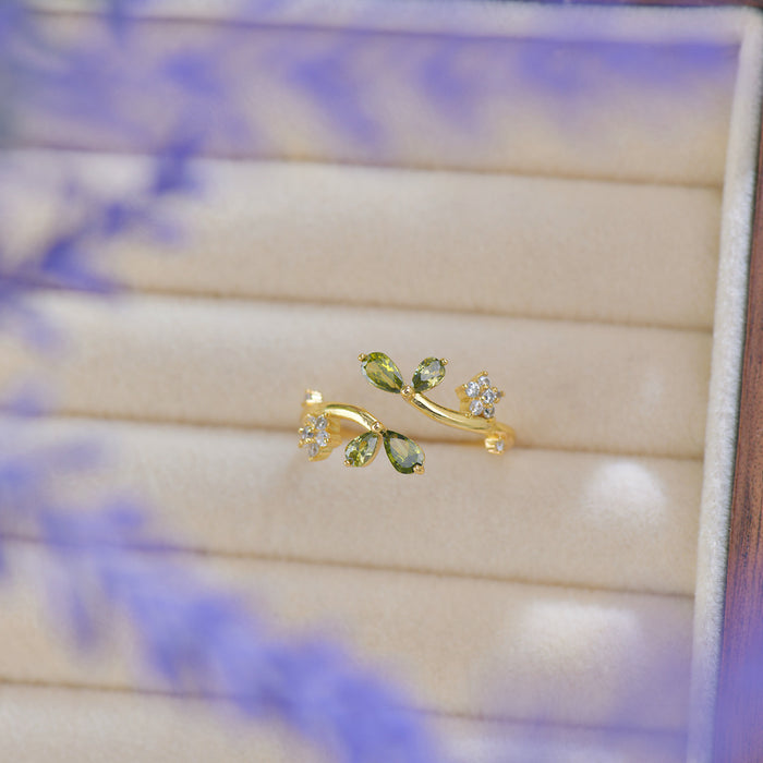 Wholesale Light luxury olive green original water droplet zircon design, versatile and niche daily ring set