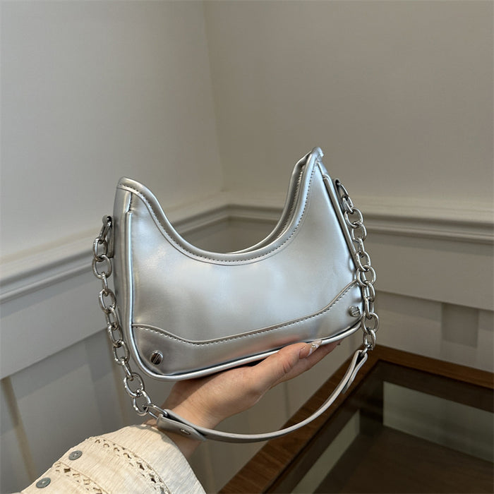 Wholesale This year's trendy Western style, niche chain fashion, commuting shoulder bag, crossbody bag