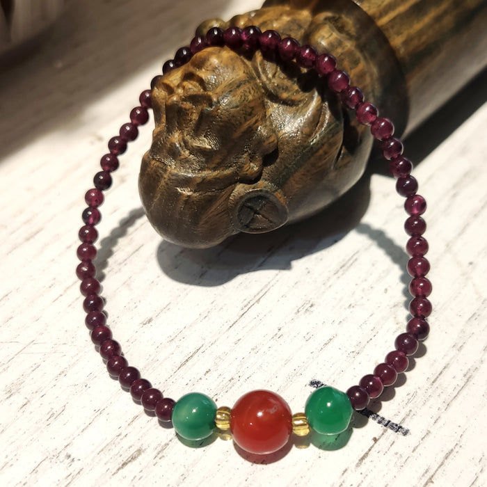 Wholesale Natural garnet bracelet, new high-end design, niche design, bracelet, bracelet, bracelet, bracelet