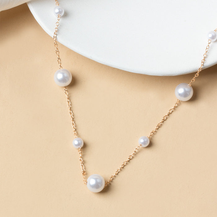 Wholesale New personalized jewelry, simple pearl necklace, fashionable street photography chain necklace, natural temperament sweater chain