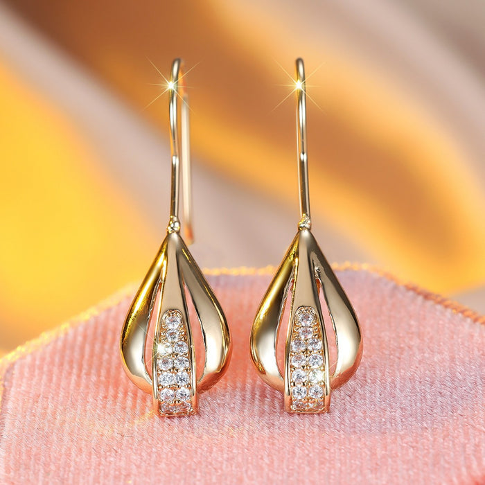 Wholesale New Fashionable Earrings Champagne Gold and White Diamond Water Drop shaped Earrings