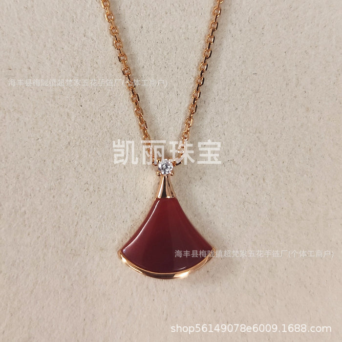 Wholesale Gold Plated Fan Necklace Copper Alloy Jewelry Accessory