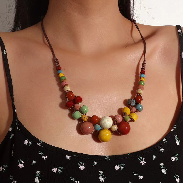 Wholesale Fashionable retro ceramic bead necklace with colorful personality and simple women's necklace