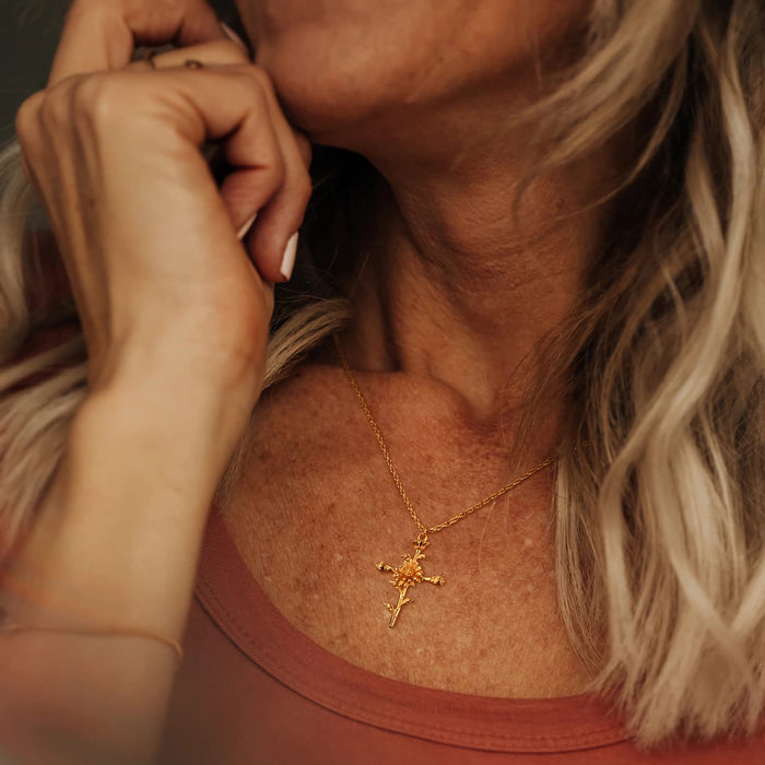 Wholesale Flower Necklace Cross Birth Flower Necklace Flower Mother's Day